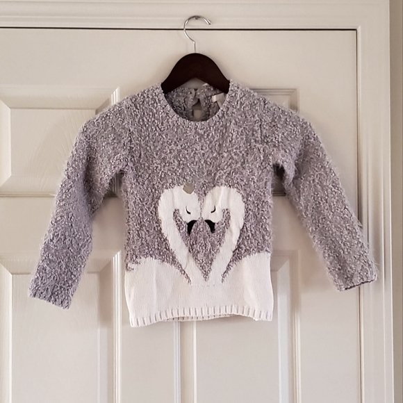 Girls Ultra Soft Gray and White Swan Sweater size 6X - Picture 1 of 4